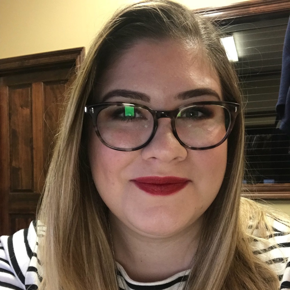 Meet your Posher, Stephanie